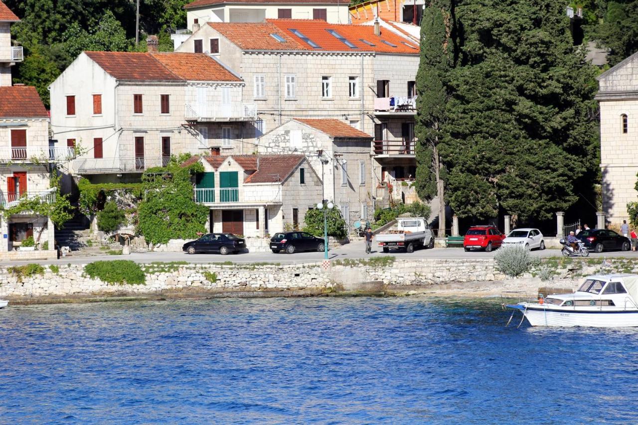 Apartments And Rooms By The Sea Racisce, Korcula - 4341 Экстерьер фото