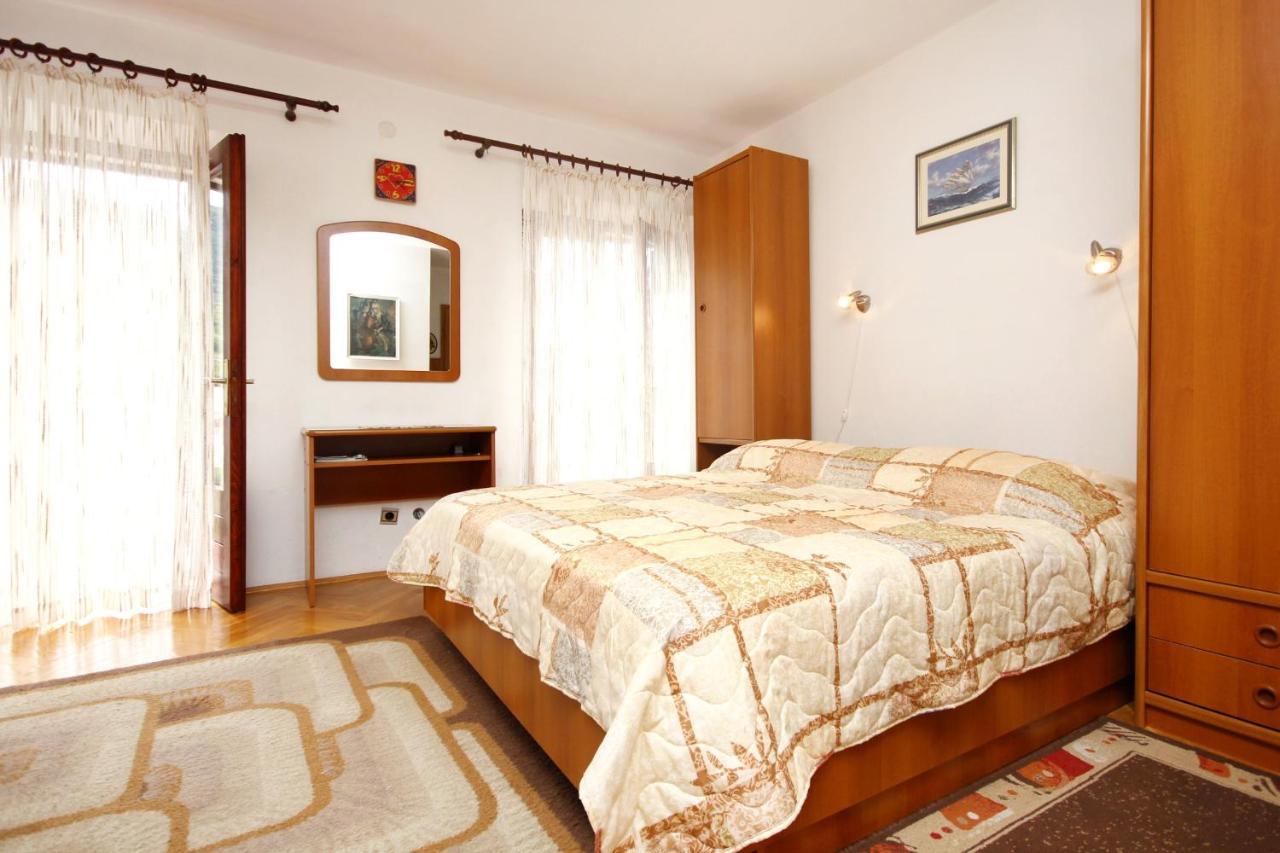 Apartments And Rooms By The Sea Racisce, Korcula - 4341 Экстерьер фото