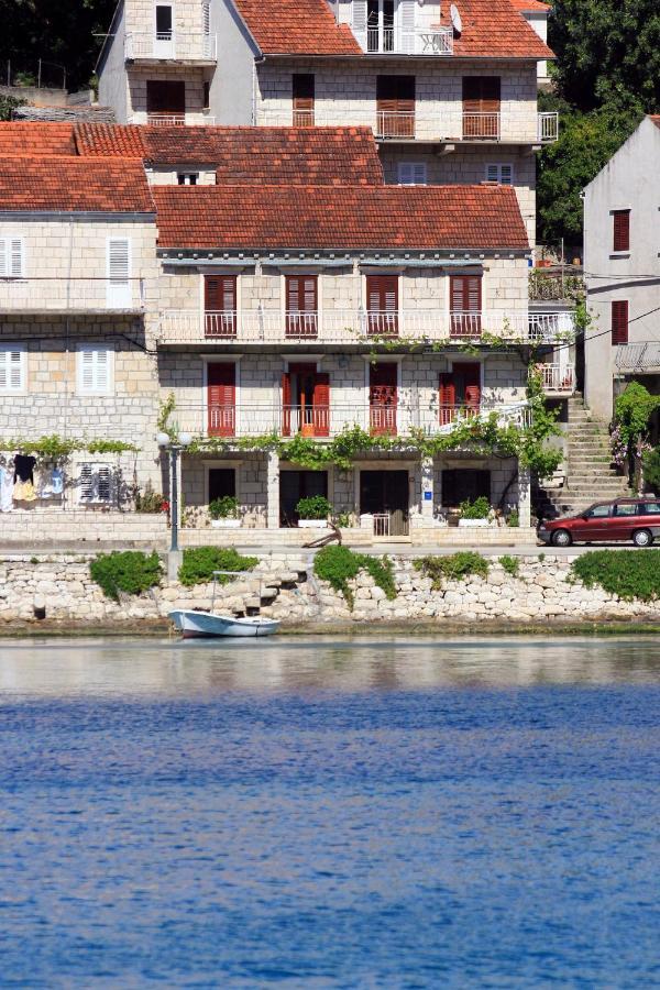 Apartments And Rooms By The Sea Racisce, Korcula - 4341 Экстерьер фото